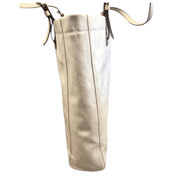 Michael Kors Jet Set white Monogram logo Tote/shoulder bag NWT - Picture 6 of 12